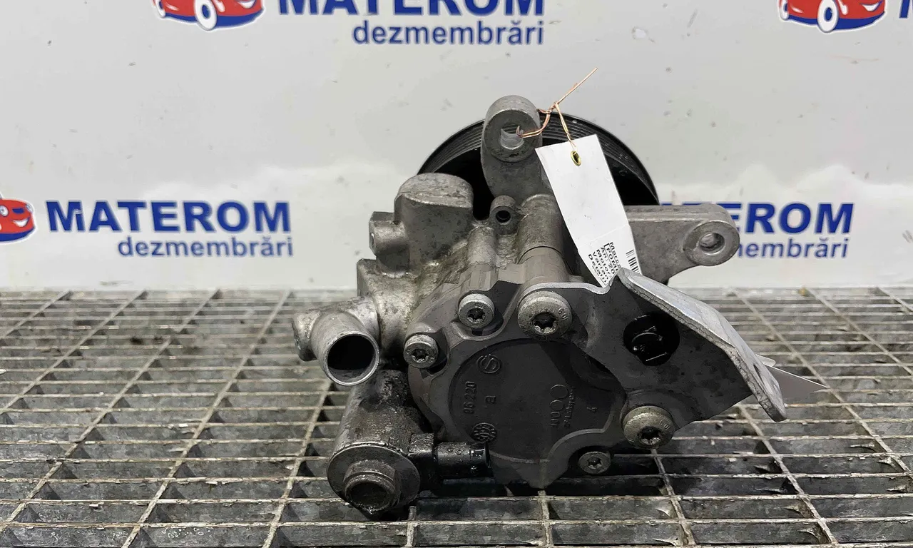 POMPA SERVODIRECTIE MERCEDES C-CLASS 2007-2014