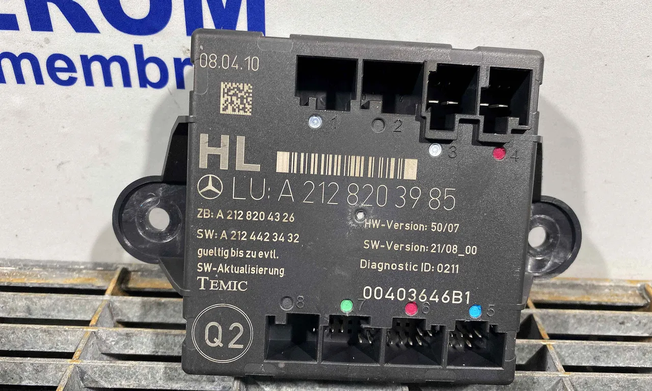 MODUL USA/STANGA SPATE MERCEDES C-CLASS 2007-2014