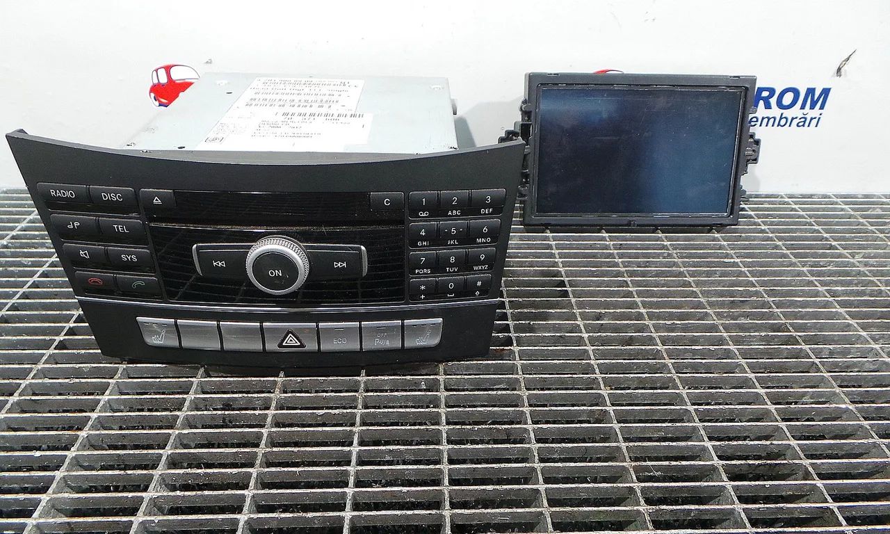 RADIO CD MERCEDES C-CLASS 2007-2014