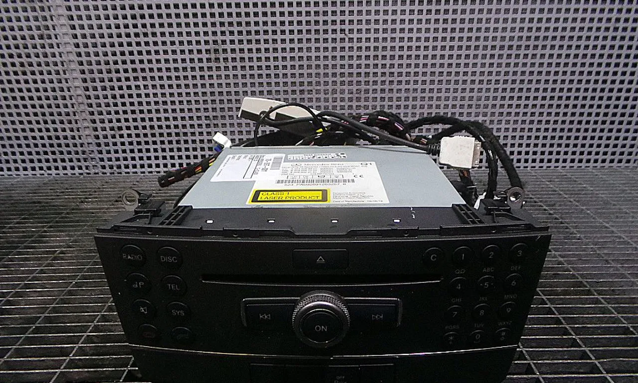 RADIO CD MERCEDES C-CLASS 2007-2014