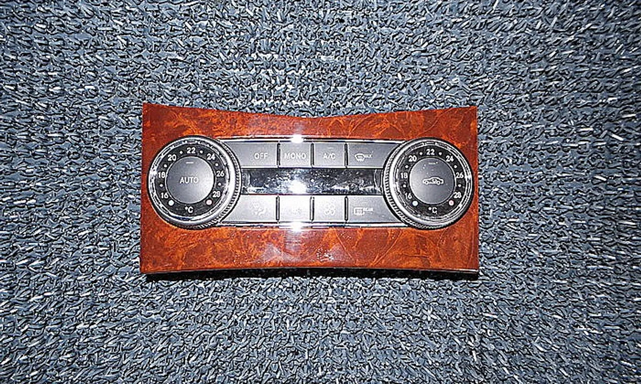 TABLOU COMANDA INCALZIRE MERCEDES C-CLASS 2007-2014
