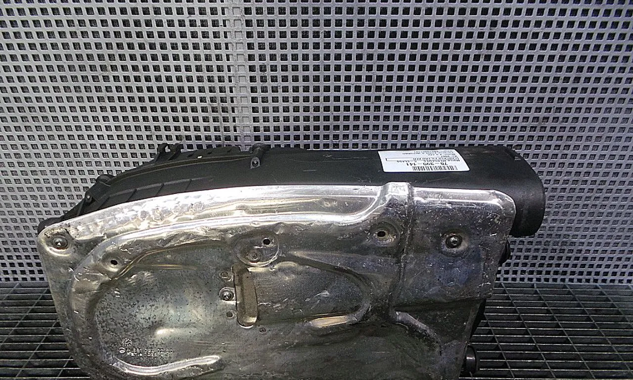 CARCASA FILTRU AER MERCEDES C-CLASS 2007-2014