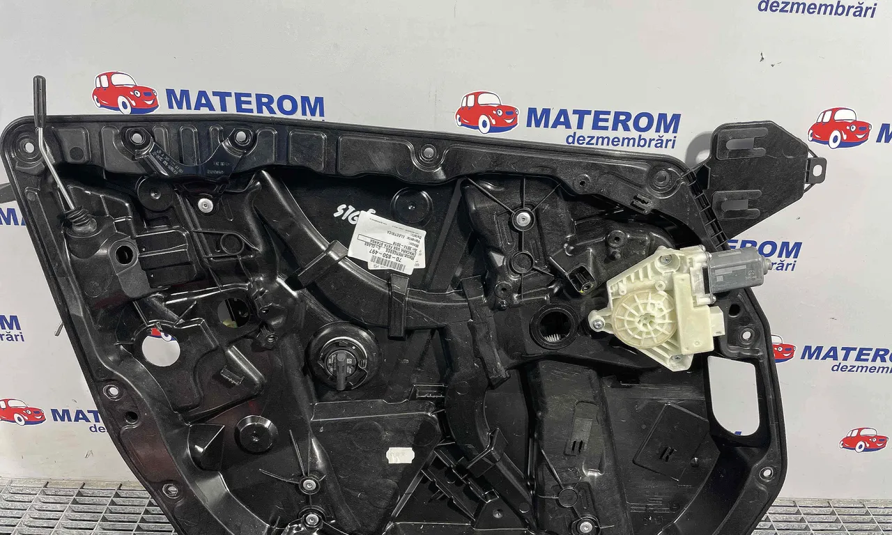 MACARA USA FATA STANGA MERCEDES C-CLASS 2014-2023