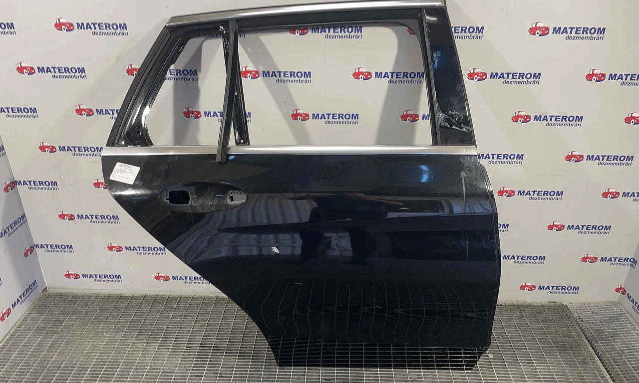 USA SPATE DREAPTA MERCEDES C-CLASS 2014-2023