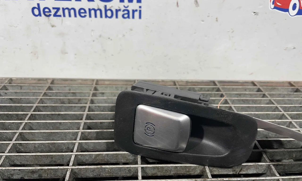 INTRERUPATOR FRANA DE MANA MERCEDES C-CLASS 2014-2023