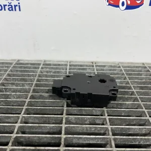 MOTORAS CLAPETA INCALZIRE