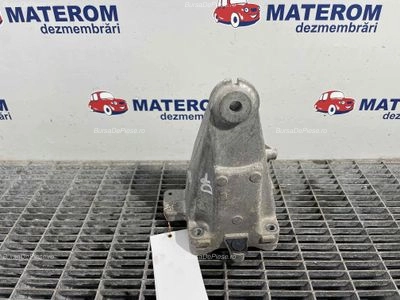 SUPORT MOTOR DREAPTA MERCEDES C-CLASS C 300 BlueTEC Hybrid / h (205.212) 2014-2023 oe A2742231004, vedere frontata