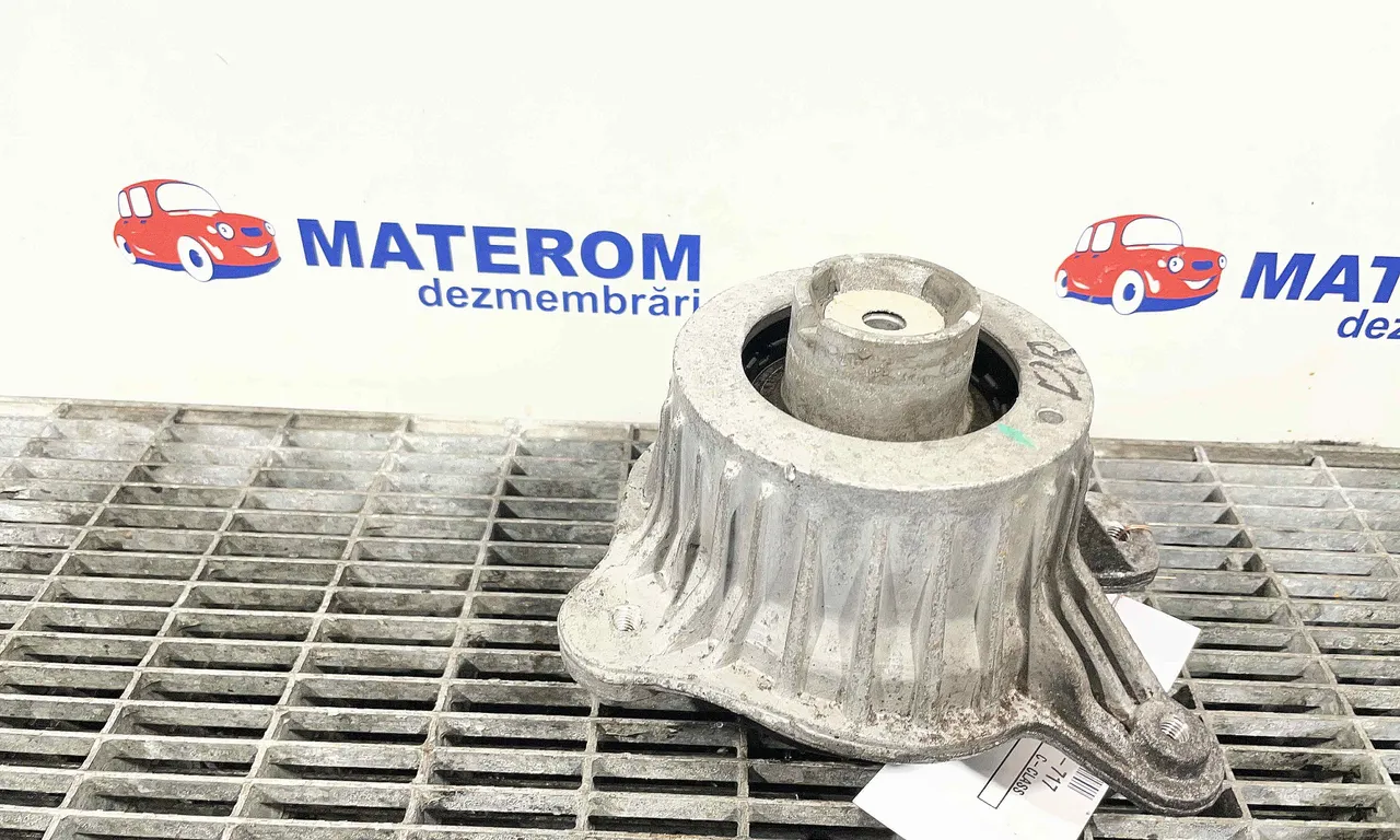 TAMPON MOTOR MERCEDES C-CLASS 2014-2023