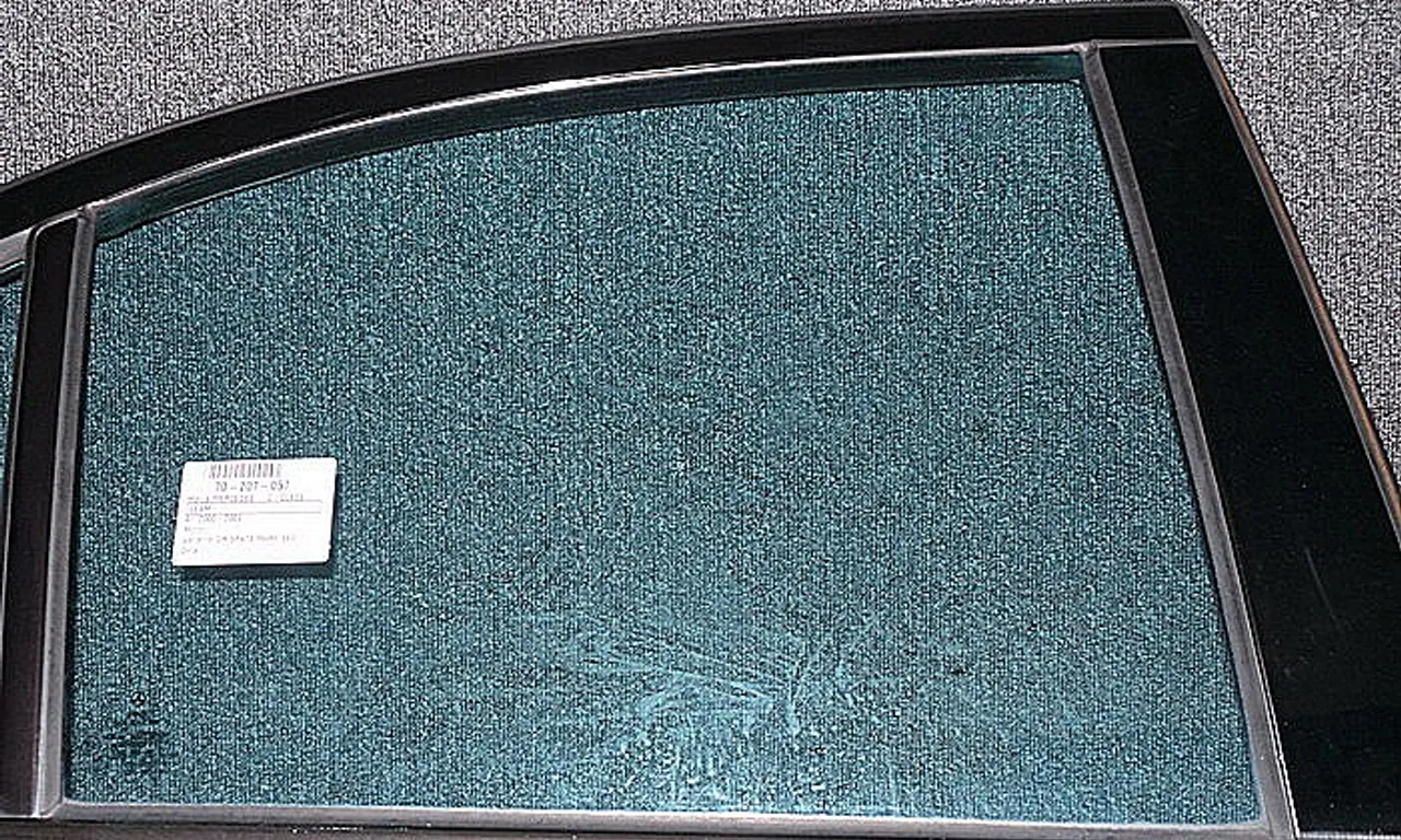 GEAM SPATE MARE DREAPTA MERCEDES C-CLASS 2000-2007
