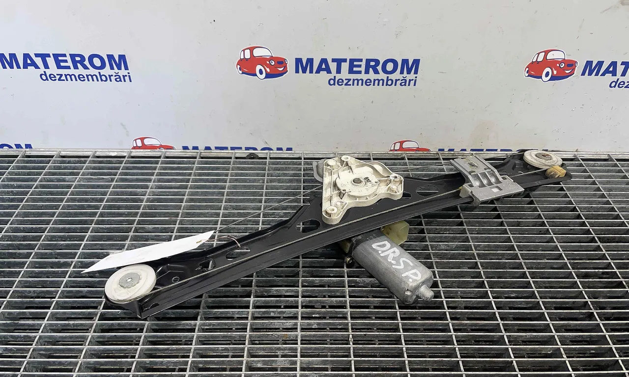 MACARA USA SPATE DREAPTA MERCEDES C-CLASS 2000-2007
