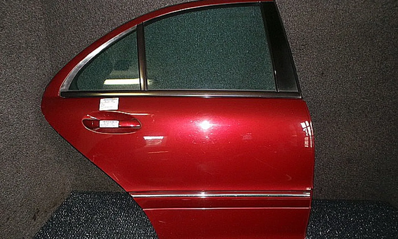 USA SPATE DREAPTA MERCEDES C-CLASS 2000-2007