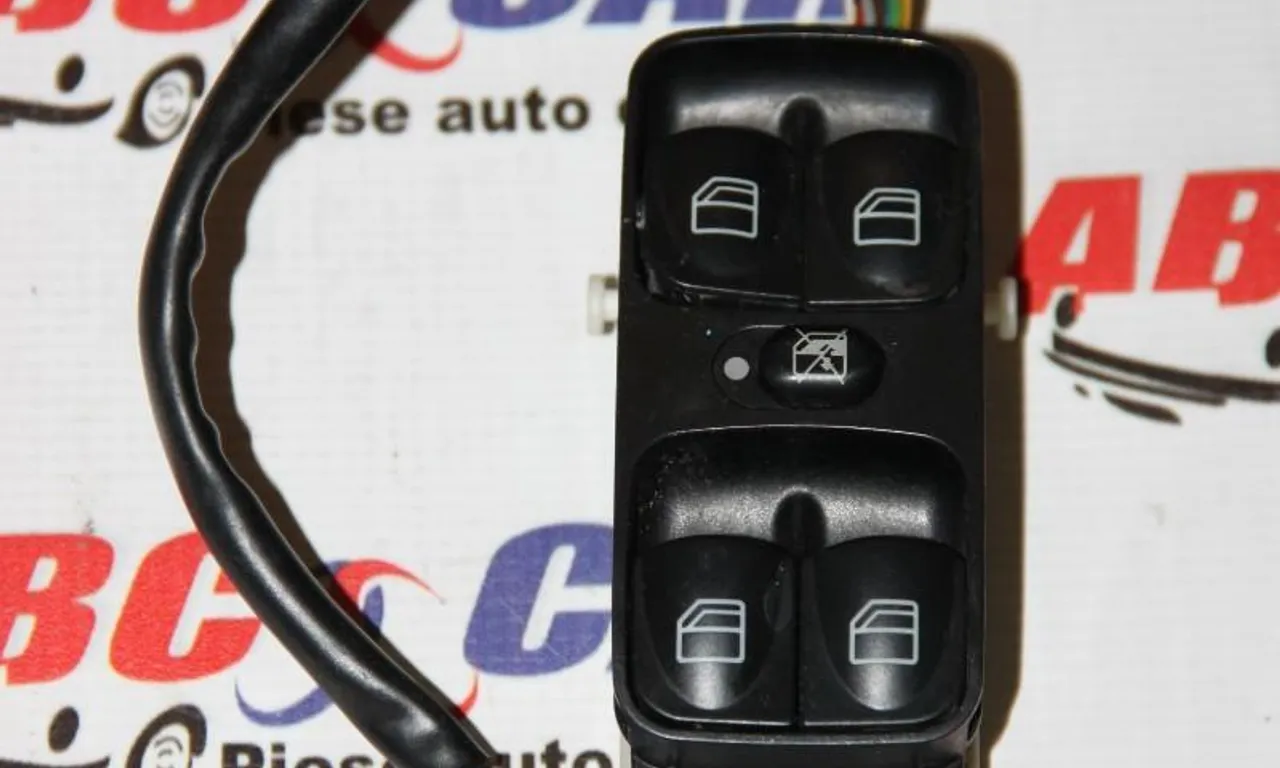 Butoane geam sofer MERCEDES C-CLASS 2000-2007