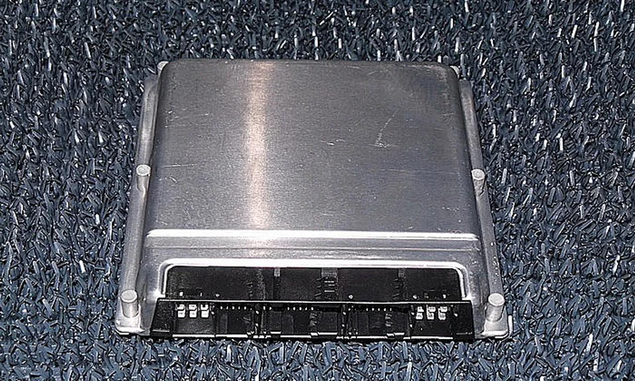 CALCULATOR MOTOR MERCEDES C-CLASS 2000-2007