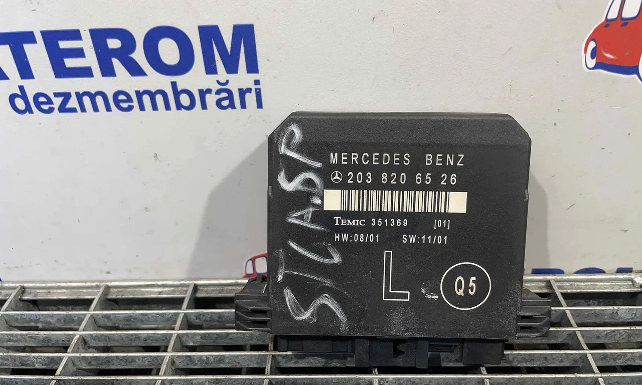MODUL USA/STANGA SPATE MERCEDES C-CLASS 2000-2007