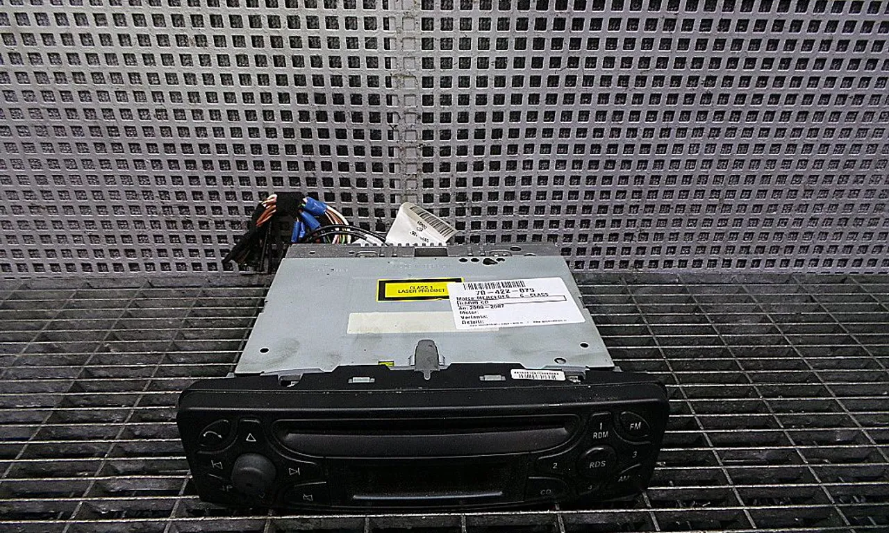RADIO CD MERCEDES C-CLASS 2000-2007