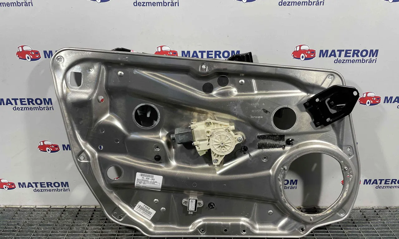 MACARA USA FATA STANGA MERCEDES C-CLASS 2007-2015