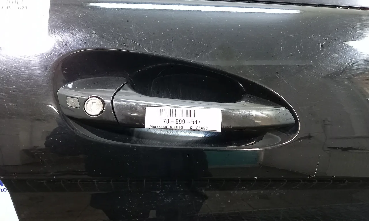 MANER USA FATA DREAPTA MERCEDES C-CLASS 2007-2015