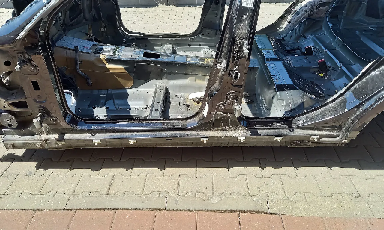 PRAG STANGA MERCEDES C-CLASS 2007-2015