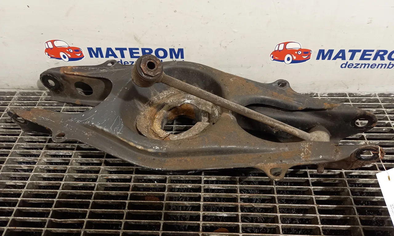 BRAT SPATE INFERIOR DREAPTA MERCEDES C-CLASS 2007-2015