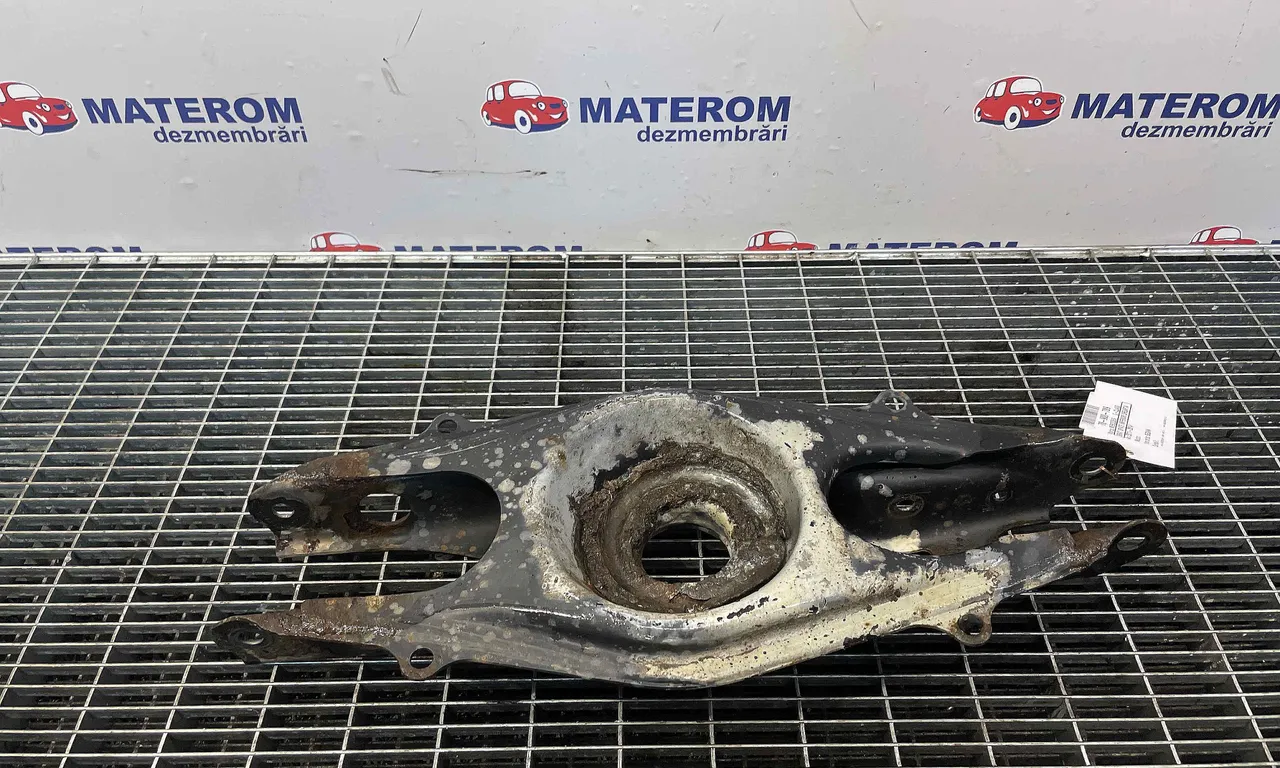 BRAT SPATE INFERIOR DREAPTA MERCEDES C-CLASS 2007-2015