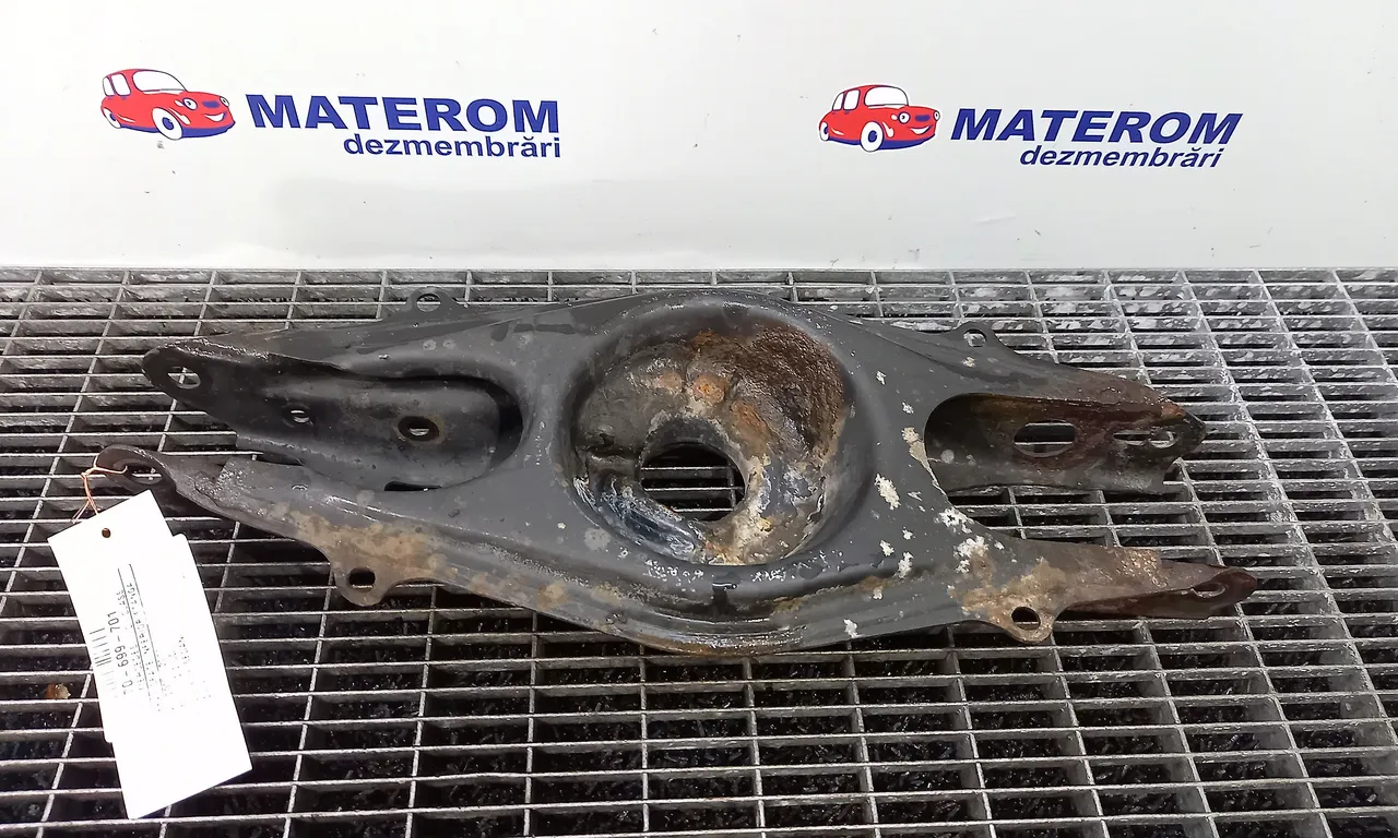 BRAT SPATE INFERIOR STANGA MERCEDES C-CLASS 2007-2015