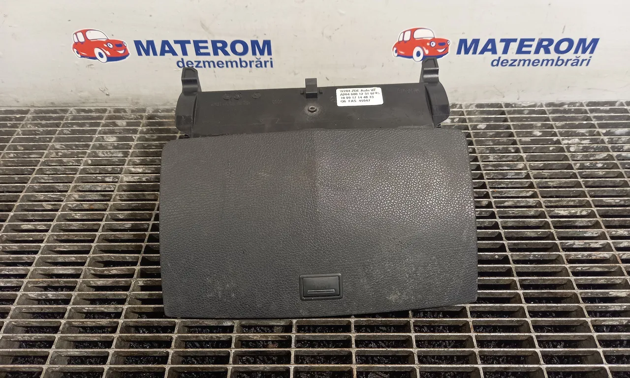 AFISAJ BORD MERCEDES C-CLASS 2007-2015
