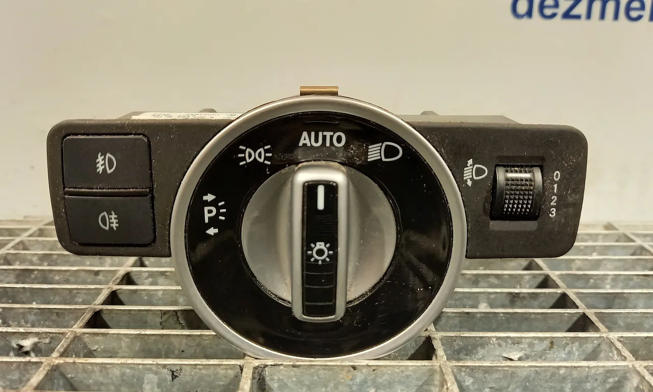 INTRERUPATOR LUMINI MERCEDES C-CLASS 2007-2015