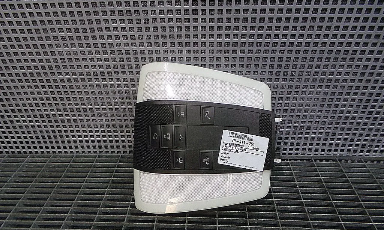 LAMPA PLAFONIERA MERCEDES C-CLASS 2007-2015
