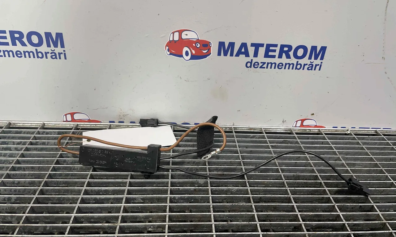 MODUL ANTENA MERCEDES C-CLASS 2007-2015