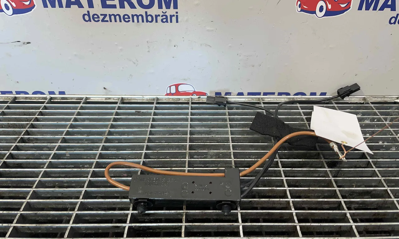 MODUL ANTENA MERCEDES C-CLASS 2007-2015