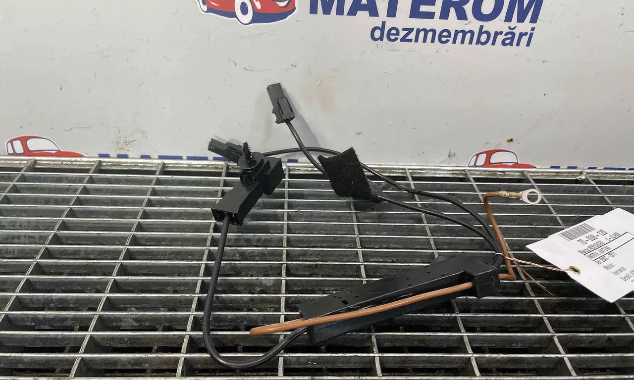 MODUL ANTENA MERCEDES C-CLASS 2007-2015