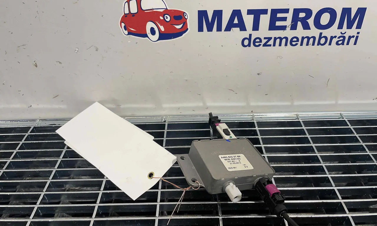 MODUL ANTENA MERCEDES C-CLASS 2007-2015