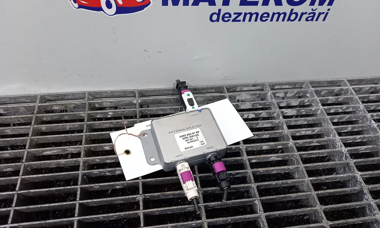 MODUL ANTENA MERCEDES C-CLASS 2007-2015