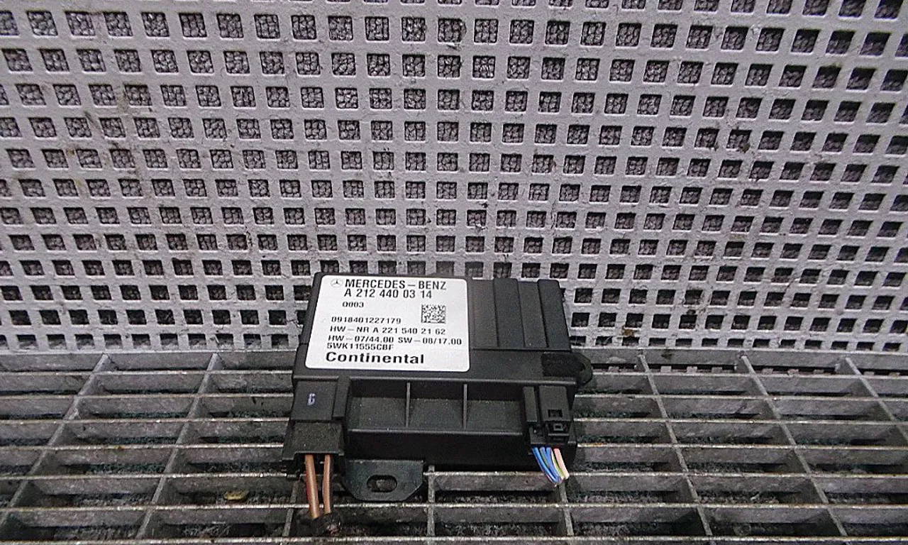 MODUL POMPA COMBUSTIBIL MERCEDES C-CLASS 2007-2015