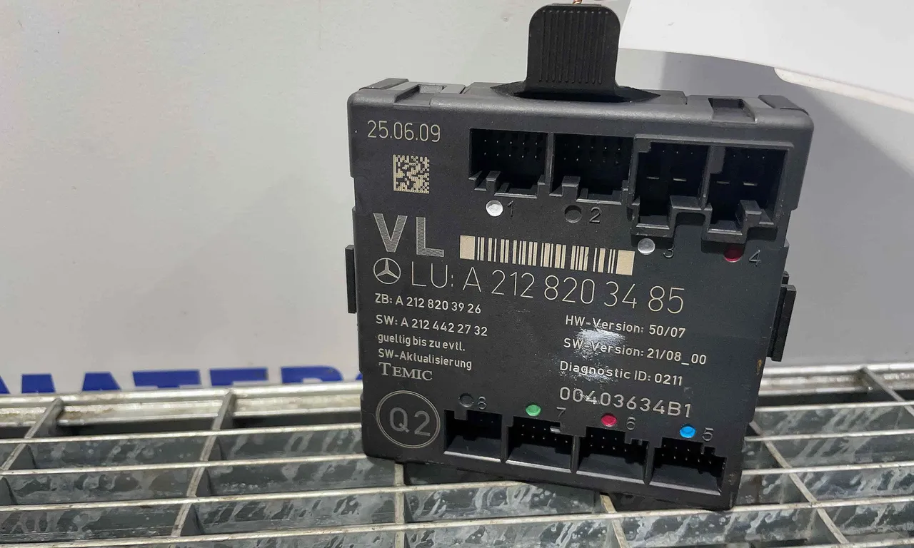 MODUL USA/STANGA FATA MERCEDES C-CLASS 2007-2015