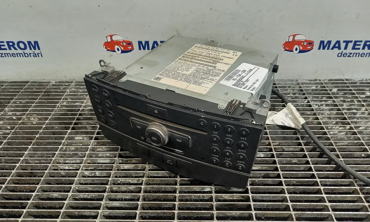 RADIO CD MERCEDES C-CLASS 2007-2015