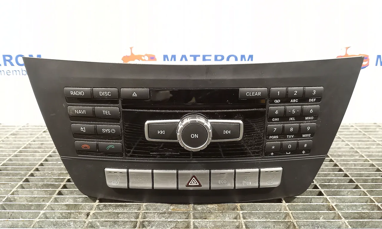 RADIO CD MERCEDES C-CLASS 2007-2015
