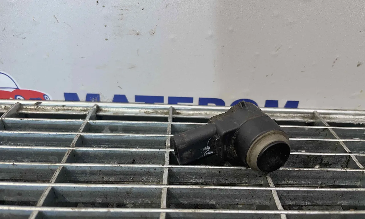 SENZOR PARCARE FATA MERCEDES C-CLASS 2007-2015