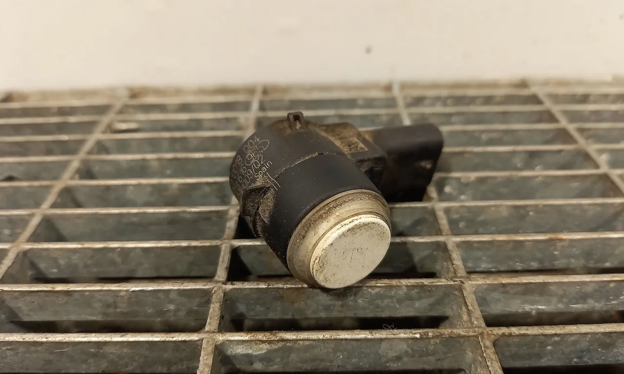 SENZOR PARCARE SPATE MERCEDES C-CLASS 2007-2015