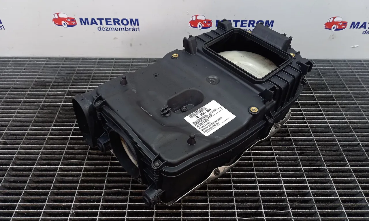 CARCASA FILTRU AER MERCEDES C-CLASS 2007-2015