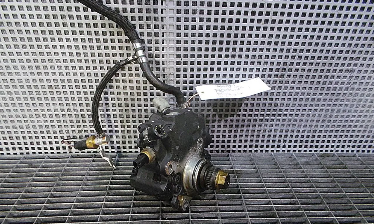 POMPA INALTA PRESIUNE MERCEDES C-CLASS 2007-2015