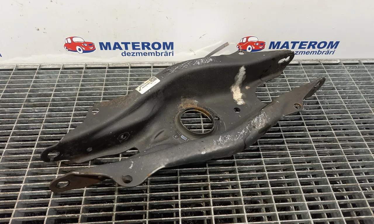 BRAT SPATE INFERIOR STANGA MERCEDES C-CLASS 2013-2023