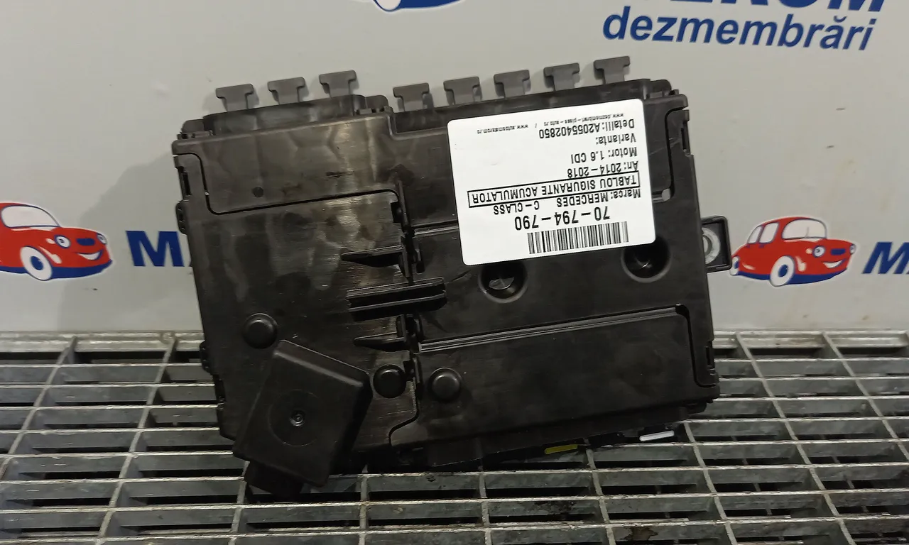 TABLOU SIGURANTE ACUMULATOR MERCEDES C-CLASS 2013-2023