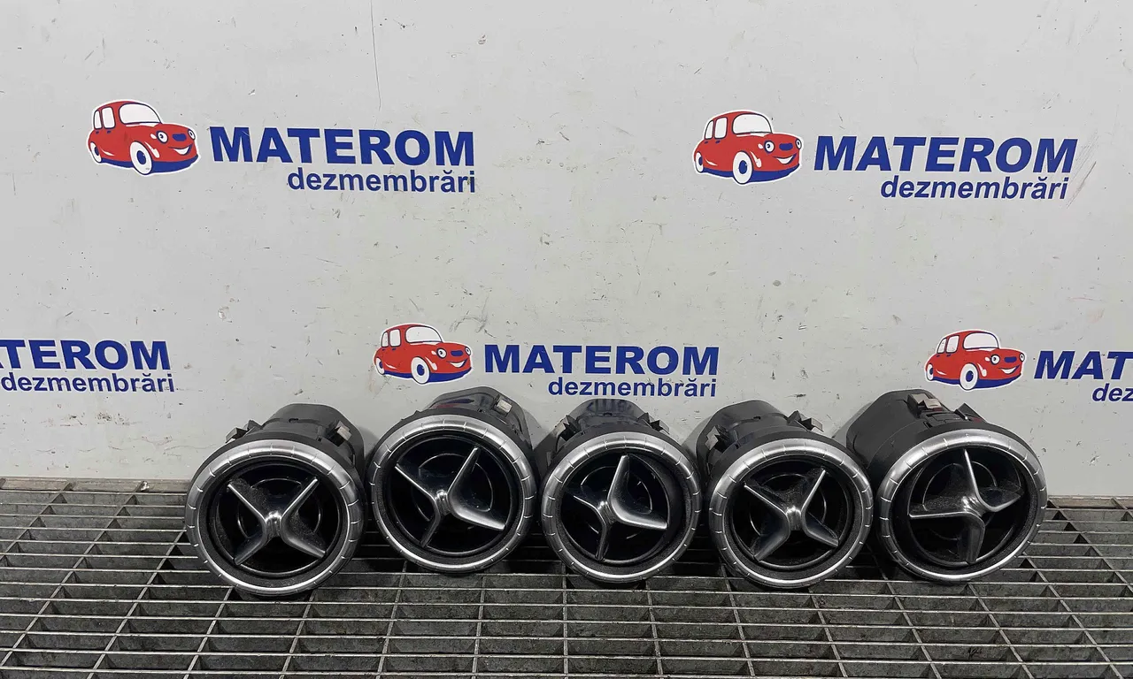 GRILA BORD MERCEDES CLA 2013-2019