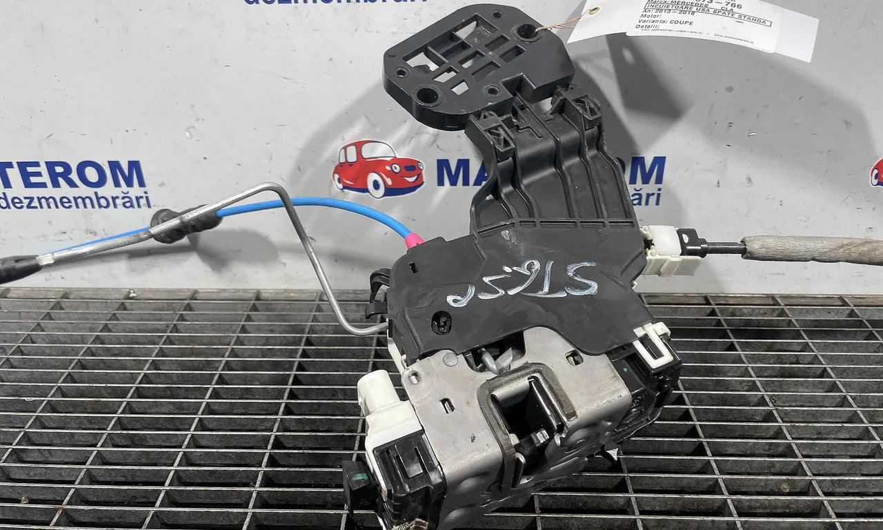 INCUIETOARE USA SPATE STANGA MERCEDES CLA 2013-2019