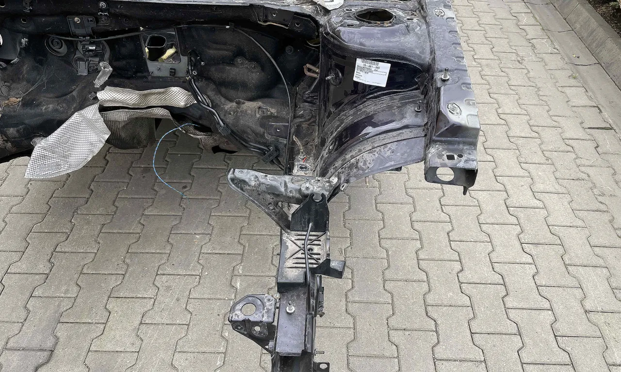 LONJERON STANGA MERCEDES CLA 2013-2019