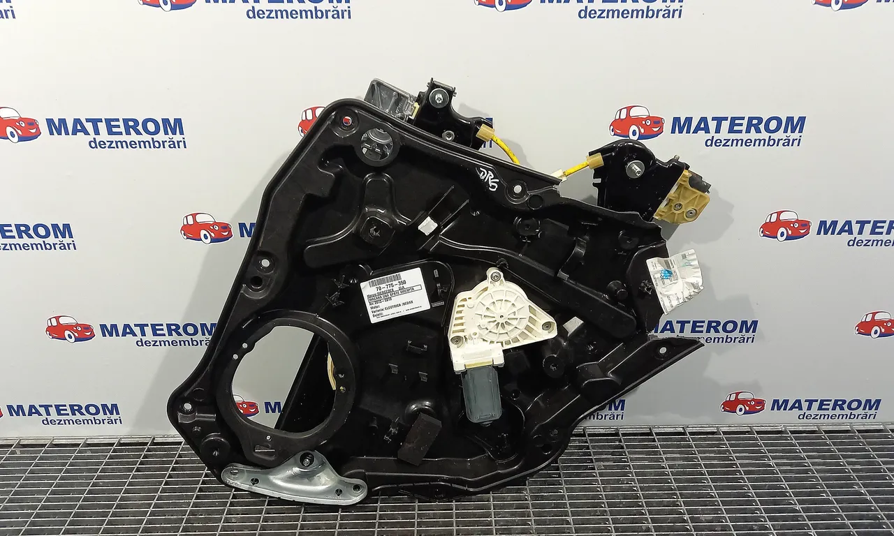 MACARA USA SPATE DREAPTA MERCEDES CLA 2013-2019