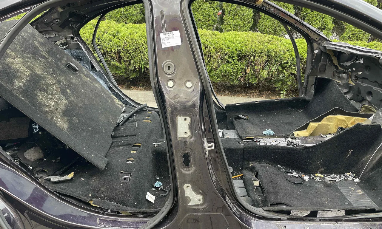 STALP MIJLOC DREAPTA MERCEDES CLA 2013-2019