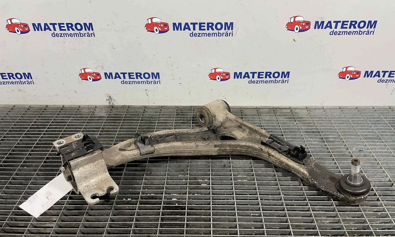 BRAT FATA INFERIOR DREAPTA MERCEDES CLA 2013-2019