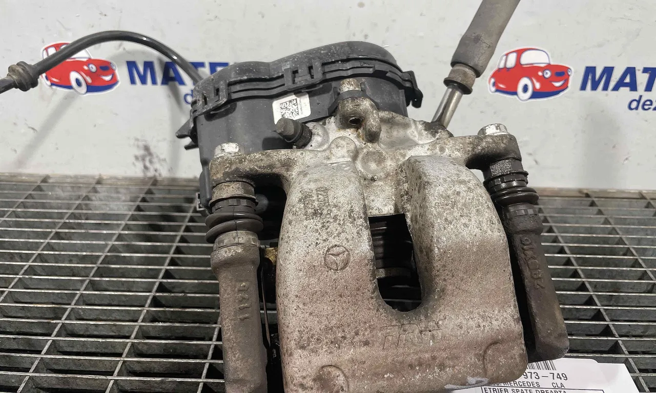 ETRIER SPATE DREAPTA MERCEDES CLA 2013-2019